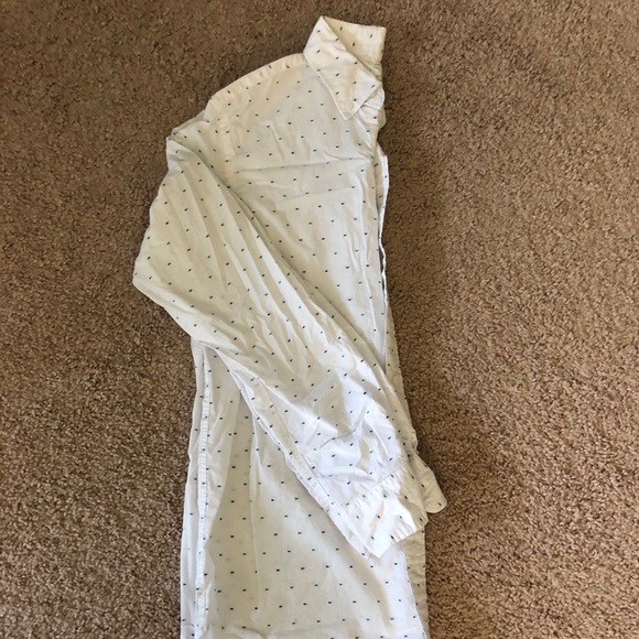 Old Navy Button Down Shirt - Picture 2 of 3